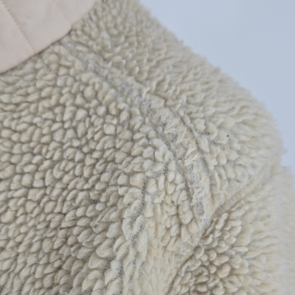 Patagonia Cream Teddy Jacket Full-Zip Stand-Up Collar - Picture 4 of 14